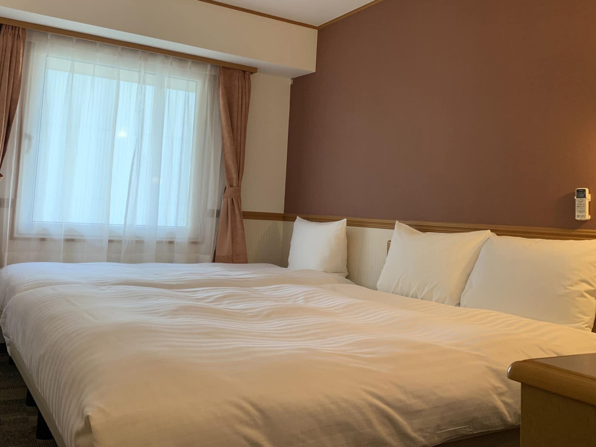 Toyoko Inn Kanazawa Kenrokuen Korimbo Exterior foto