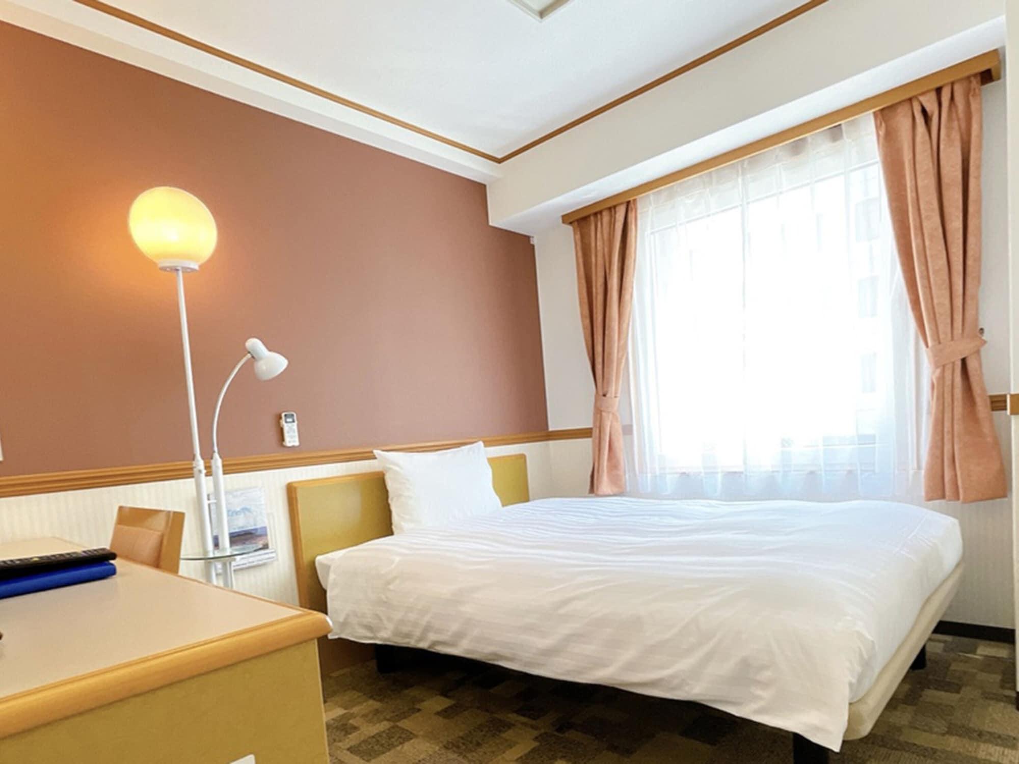 Toyoko Inn Kanazawa Kenrokuen Korimbo Exterior foto
